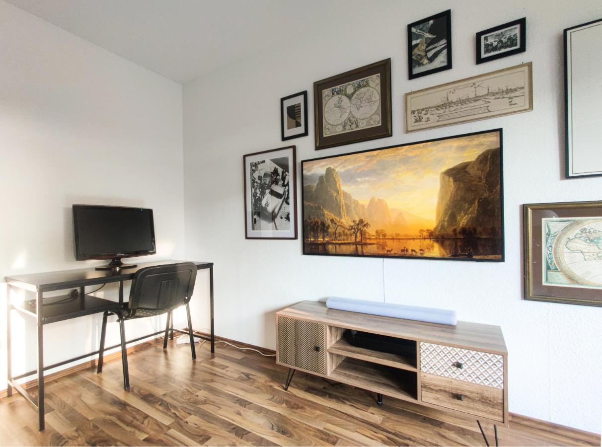 INIKAMA: Designer Apartment im Grünen – Netflix Rosengarten  Exterior foto
